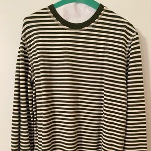 NWOT Men’s Levi Long sleeve